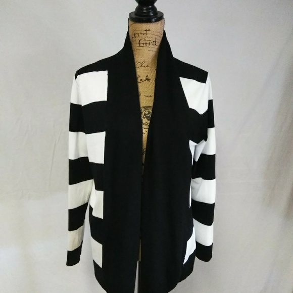 Sweater - Picture 1 of 4